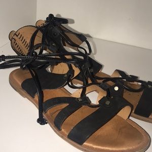 DOLCE VITA Women’s Jasmyn Gladiator Sandal